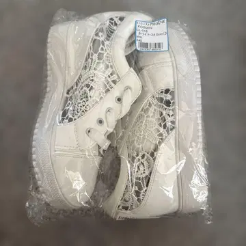 화이트 레이스 스니커즈 24.0cm