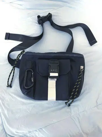 선착순! a.p.c Trek 힙색 웨스트 파우치