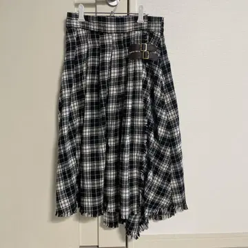 플리츠 랩 스커트