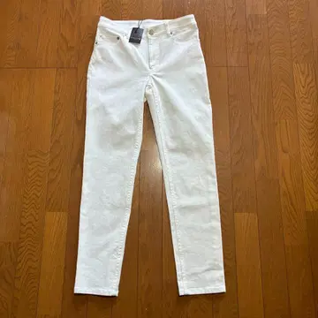 새상품! MACKINTOSH LONDON 화이트 데님 36 사이즈