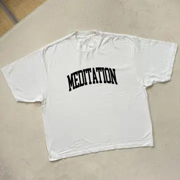 ISNESS MUSIC MEDITATION FLOCKY 티셔츠