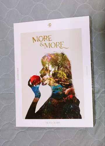 TWICE MONOGRAPH MORE & MORE