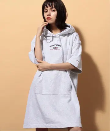 TOMMY JEANS 후드 부착 원피스 그레이
