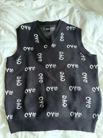 QY 니트 베스트