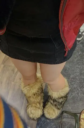ZARA 퍼 부츠