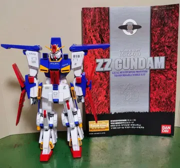 MG ZZ 건담 조립 완료