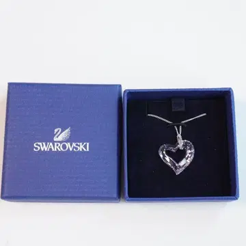 스와로브스키 Loveheart Rosaline Small 펜던트