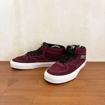 컨디션 최상 반스 하프 캡 엔진 23.5cm 스웨이드