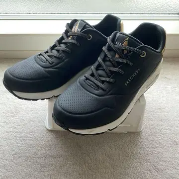 SKECHERS 여성용 로우컷 스니커즈 블랙 25cm