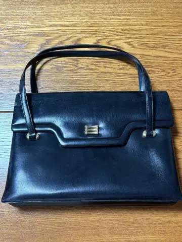 LEON 블랙 핸드백