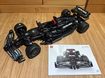 레고 Mercedes-AMG F1 W14 E Performance