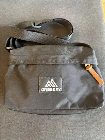 GREGORY 블랙 숄더백