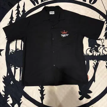 9090 블랙 반팔 워크 셔츠 자수 로고