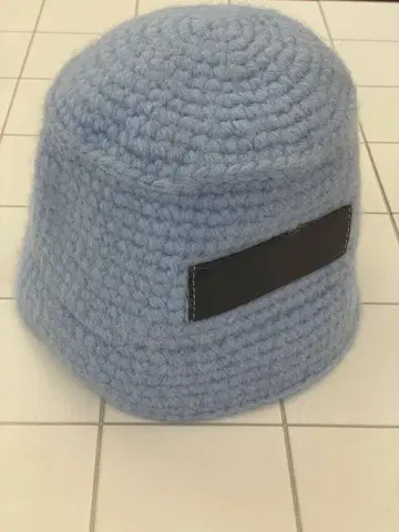 JW ANDERSON 라이트 블루 버킷햇