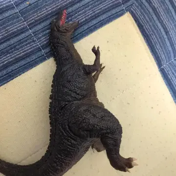 고질라자우르스 피규어