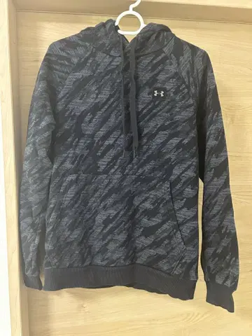 Under Armour 카모 패턴 후드 부착 후드티 상하의