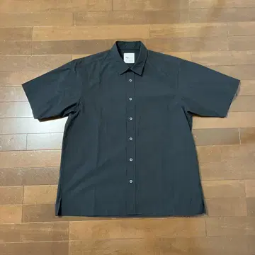 NEUTRAL WORKS 뉴트럴 웍스