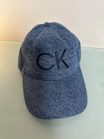 Calvin Klein 데님 캡