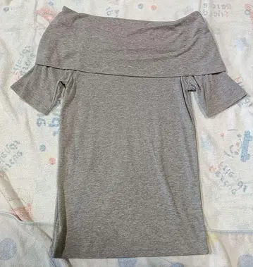 지나시스 eL Wrap Off Shoulder 풀오버