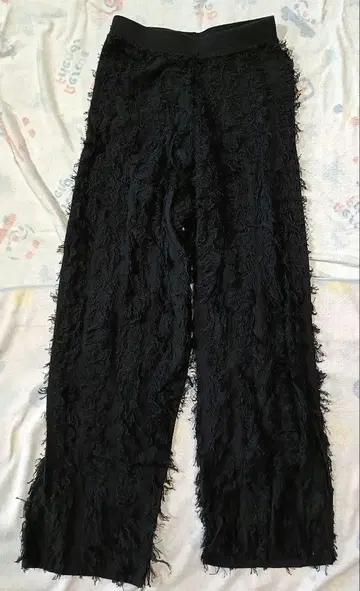 지나시스 eL 12G Fringe Knit Pants 블랙