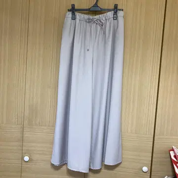 라이트 베이지 와이드 팬츠 허리밴딩