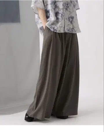 HARE DABO 루즈 린넨 팬츠