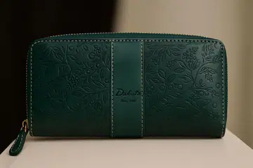 Dakota 다코타 장지갑 엠보 그린 가죽