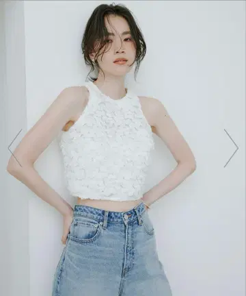 anuans 파티큘러 블라우스 화이트