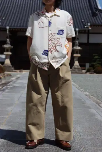 KHOKI 22ss B shirt