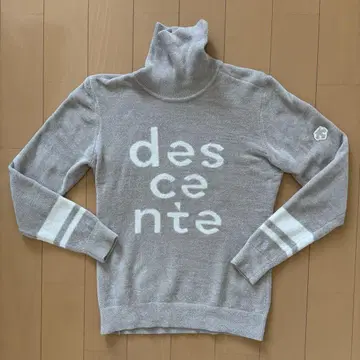 descente 그레이 터틀넥 스웨터