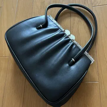 블랙 포멀 백 실버 금속 장식
