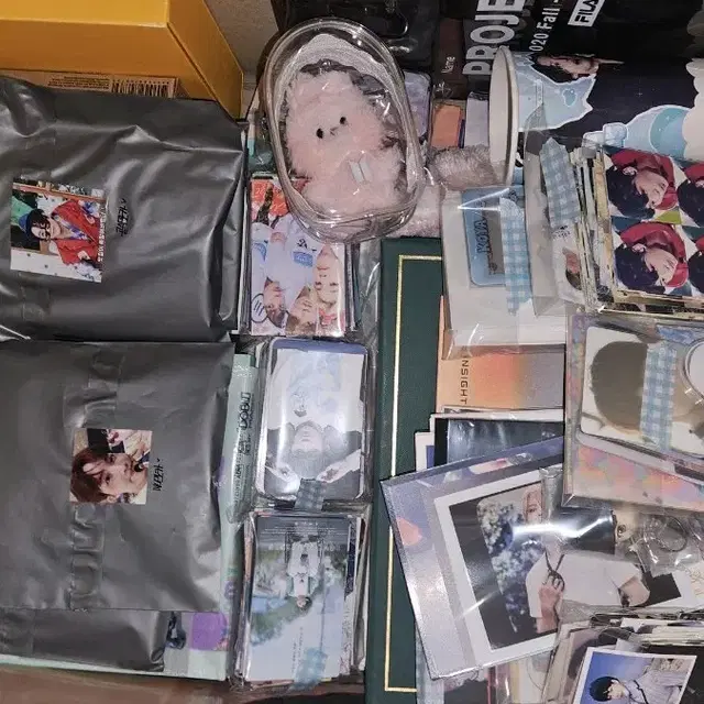 (탈덕 급처!!)방탄 방탄소년단 굿즈 일괄양도 포토카드 비공굿 슬로건