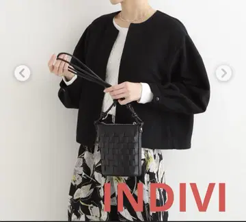 INDIVI 인디비 인조 가죽 크로스 짜임 미니백 블랙
