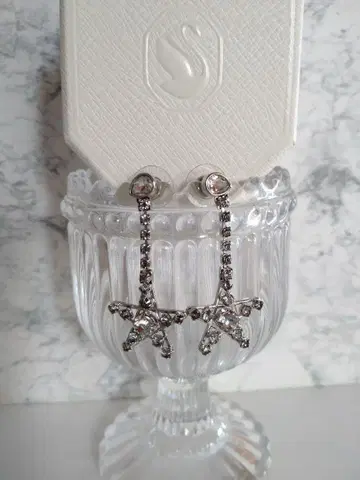 SWAROVSKI 스타 모티브 귀걸이