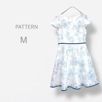 [PATTERN] 새상품급 플레어 원피스 플라워 프린트 허리 마크