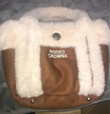 RODEO CROWNS 로데오크라운즈