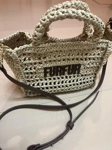 FURFUR 라피아 로고 토트백