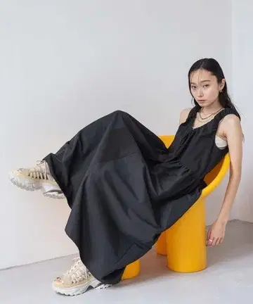 JEANASIS 이소재 볼륨 NS 원피스