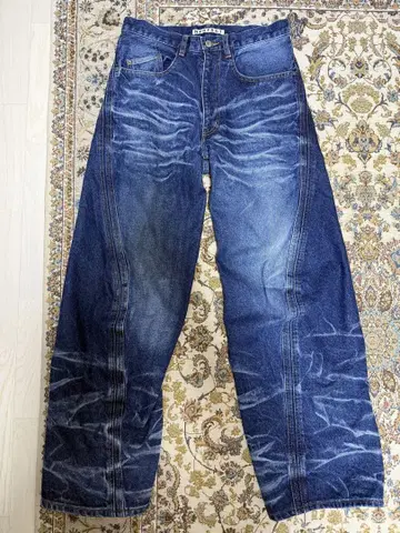 NVRFRGT 3D TWISTED WIDE LEG JEANS