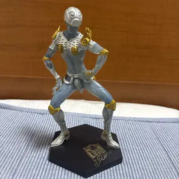 죠죠의 기묘한 모험 피규어 골드 익스피리언스