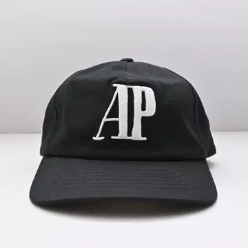 새상품 캑터스 잭 x 오데마 피게 캡 블랙 AP