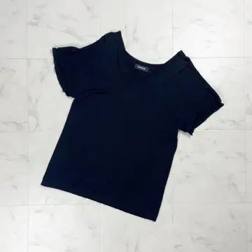 새상품급 zucca 울 혼방 반팔 티셔츠 블랙 사이즈 M * FD770