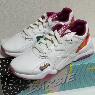 PUMA 푸마 NOVA x BARBIE WNS 노바 스니커즈