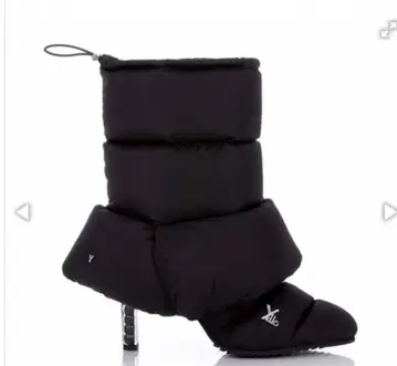 YELLO NOIR MULES & LEG WARMERS