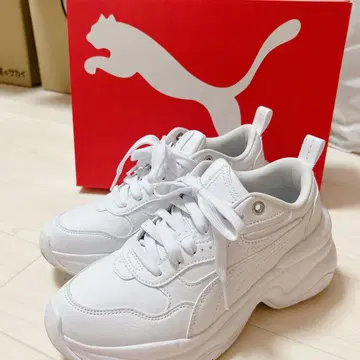 [깨끗] PUMA 통굽 화이트 스니커즈 23.5cm cilia wedge