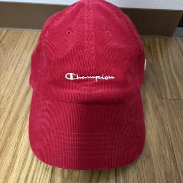 Champion 빨간색 코듀로이 캡