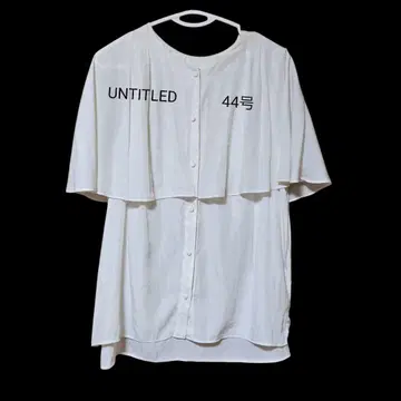 [새상품급] UNTITLED 카센 러플 블라우스 화이트 계열 3L