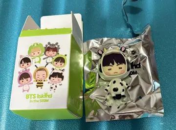 BTS Island In the SEOM 럭키드로우 마그넷 SUGA
