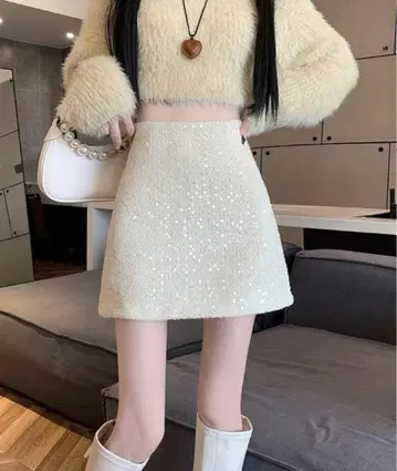 봄 스커트 화이트 안감 부착 스팽글 미니 스커트 화려함