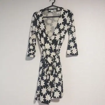 DIANE von FURSTENBERG 별 패턴 미니 원피스 사이즈 2